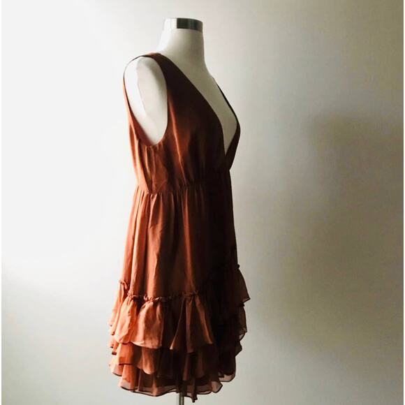ELIZABETH AND JAMES Orange Rust Silk Ruffle Tank Sleeveless VNeck Mini Dress 4 - Picture 7 of 14